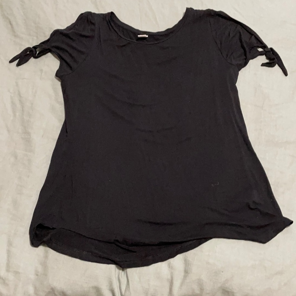 Old navy open shoulder tie sleeve